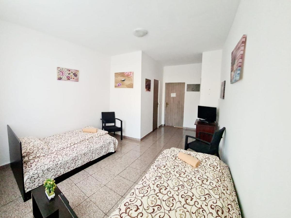 Casa Dobrescu Centura De Nord Hotel Craiova Luaran gambar