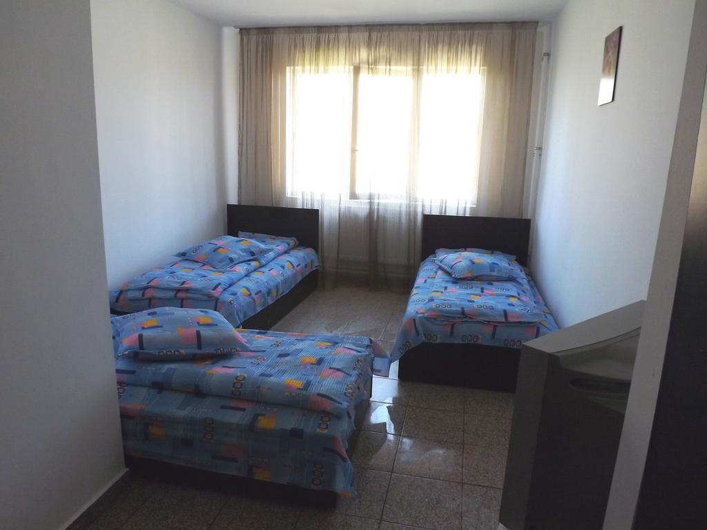 Casa Dobrescu Centura De Nord Hotel Craiova Luaran gambar